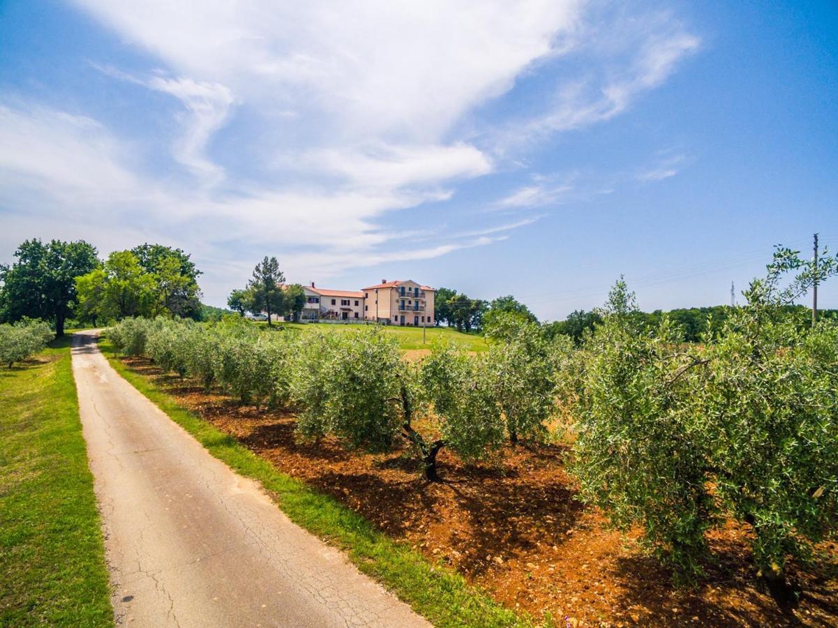 Lovely House Lindi In Πόρετς Εξωτερικό φωτογραφία