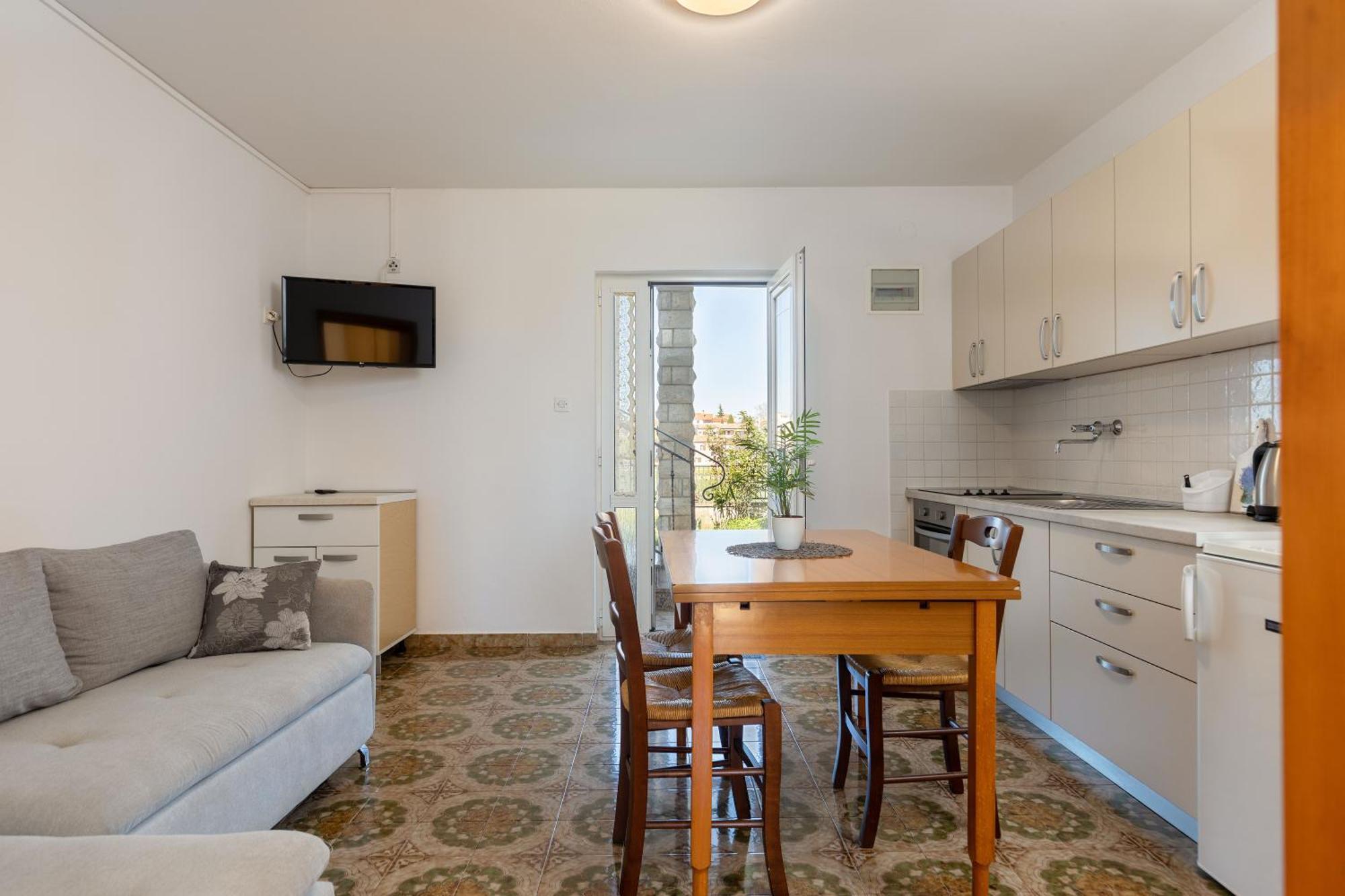 Lovely House Lindi In Πόρετς Εξωτερικό φωτογραφία